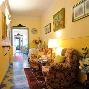 Bellevue House 3*, Florenz Italien
